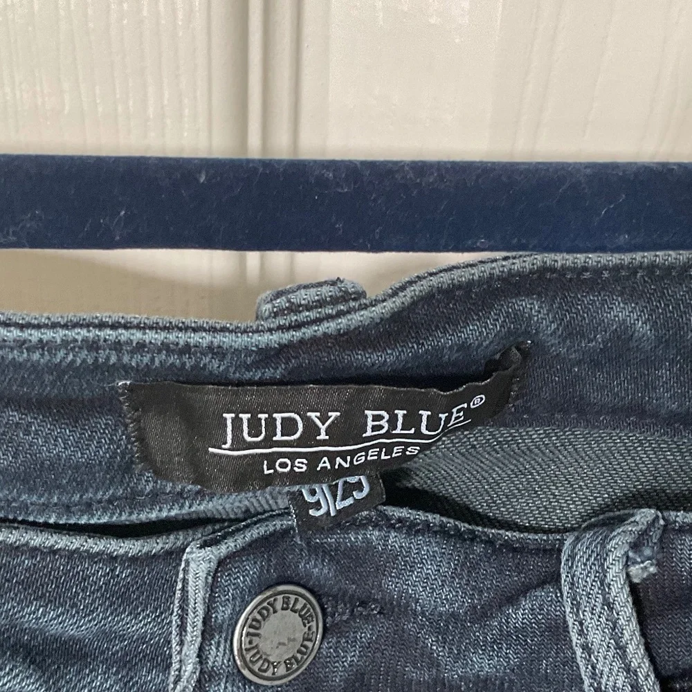 Into the Night Judy Blue Jeans - Picture 5 of 8